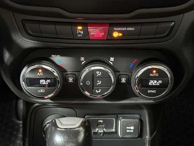 Jeep Renegade 2.0 Mjt 170CV 4WD Active Drive Low Trailhawk