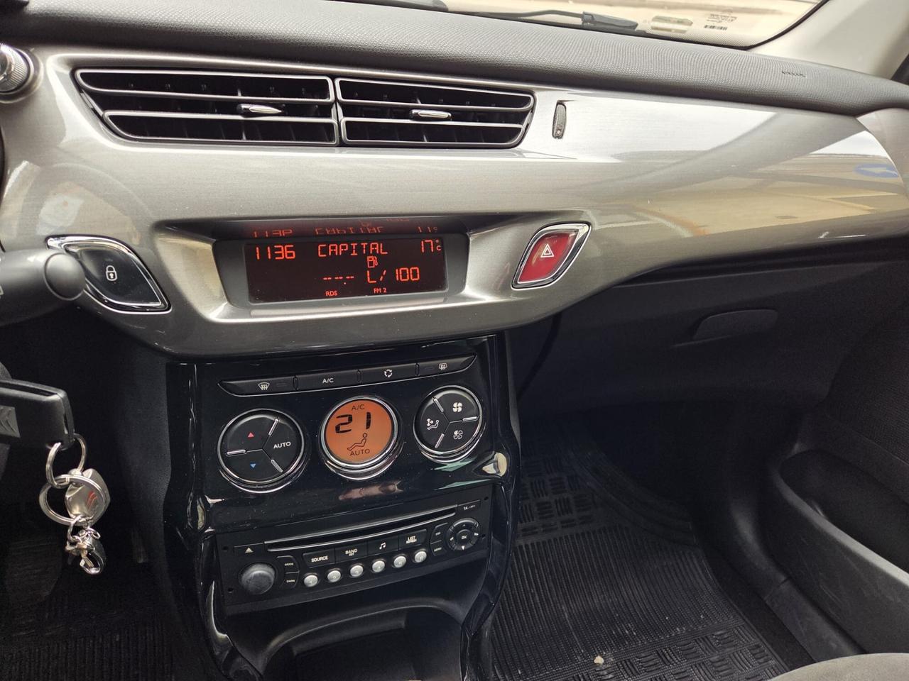 CITROEN C3 1.4 GPL UNICO PROPRIETARIO top