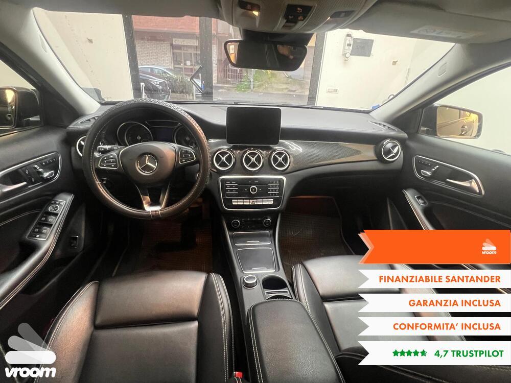 MERCEDES GLA 200 d Automatic 4Matic Premium