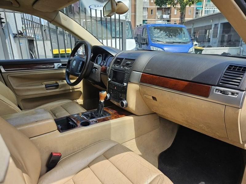 Volkswagen Touareg 2.5 TDI 4X4