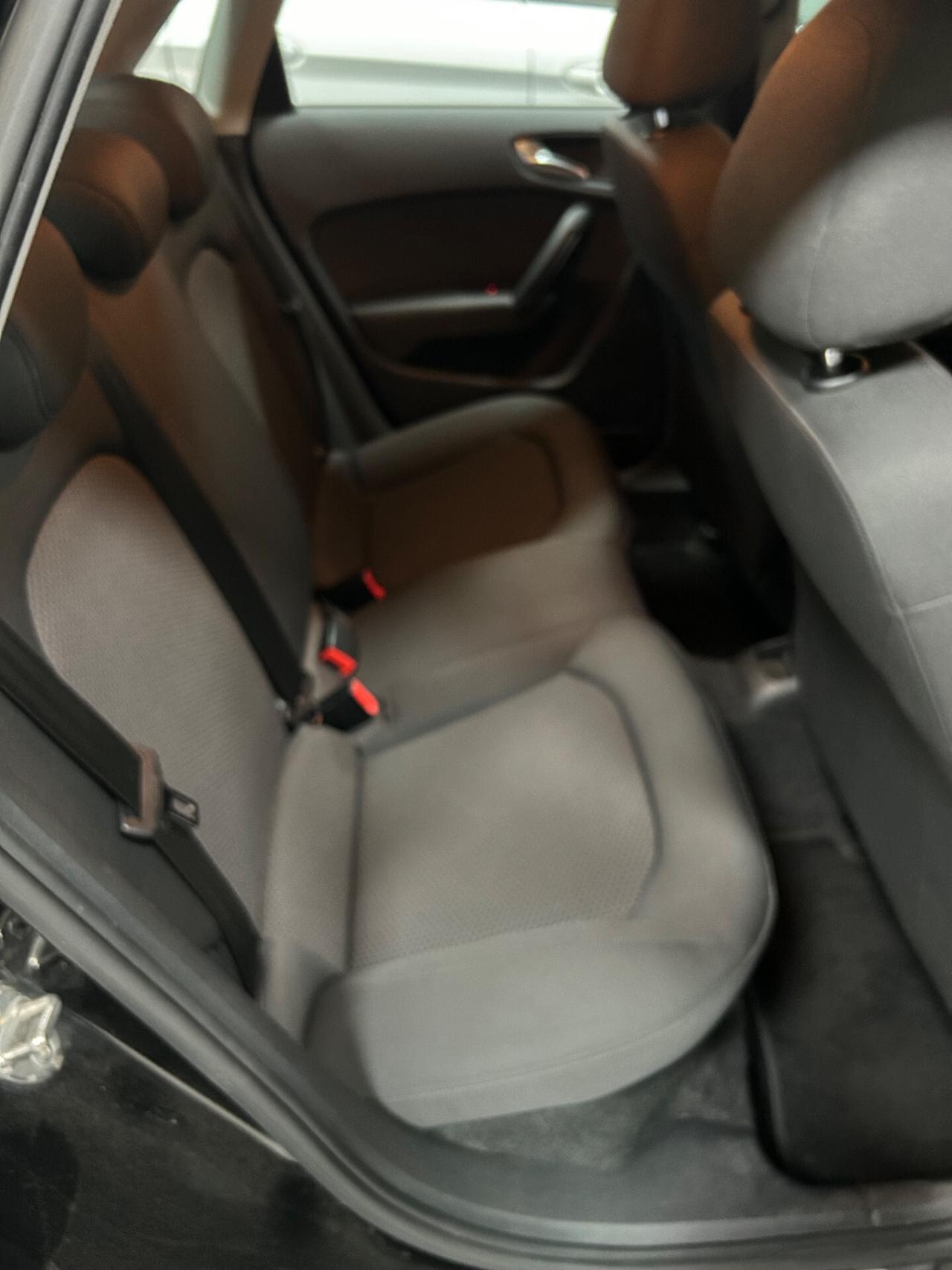 AUDI A1 1.6 Tdi “S-LINE PLUS/X NEOPATENTATI”-2015