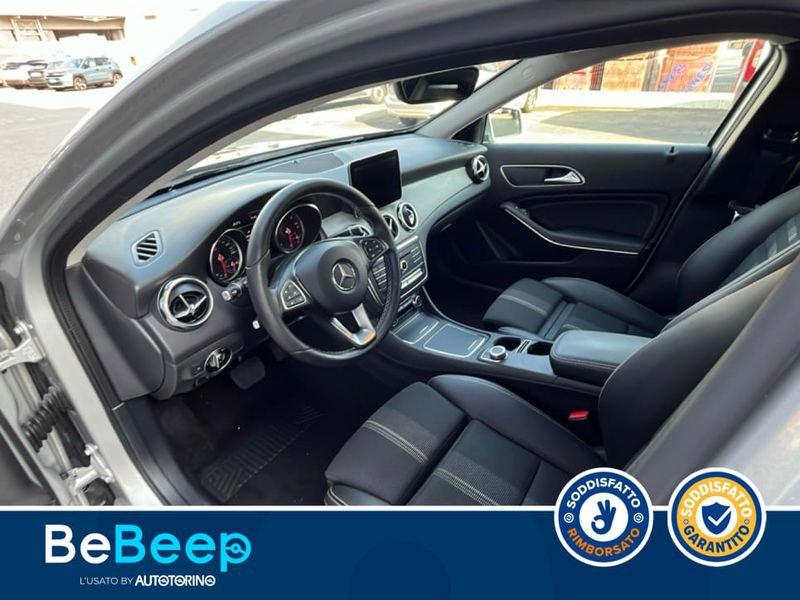 Mercedes-Benz GLA 200 D SPORT AUTO