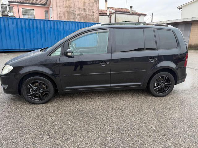 VOLKSWAGEN Touran 7posti 2.0 TDI DPF Highline nessun lavoro da fare