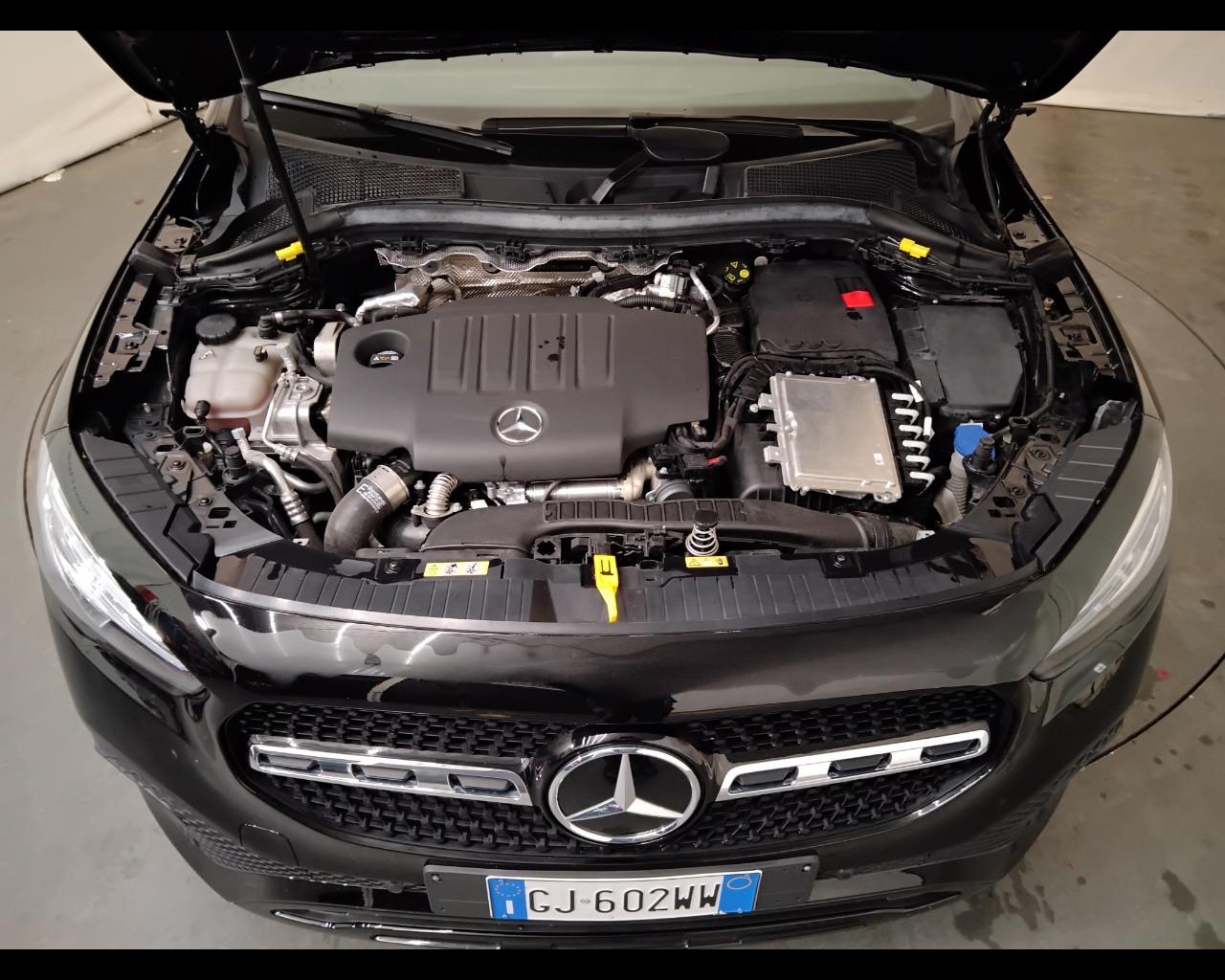 Mercedes-Benz GLA-H247 2020 - GLA 180 d Sport Plus auto