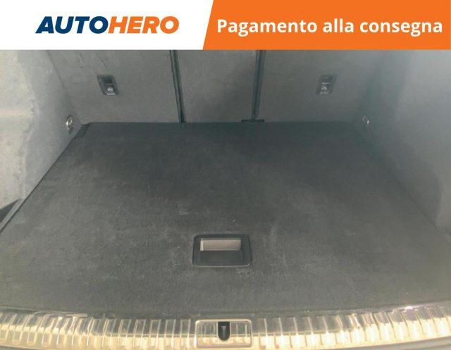 AUDI Q3 35 TDI S tronic Business Advanced