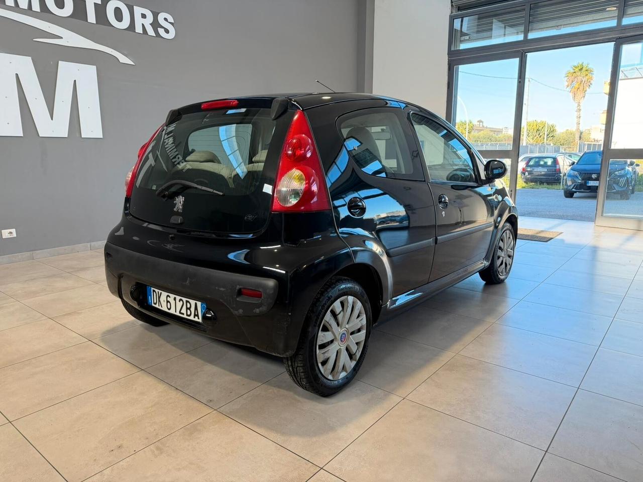 Peugeot 107 1.0 68CV 5p. Desir