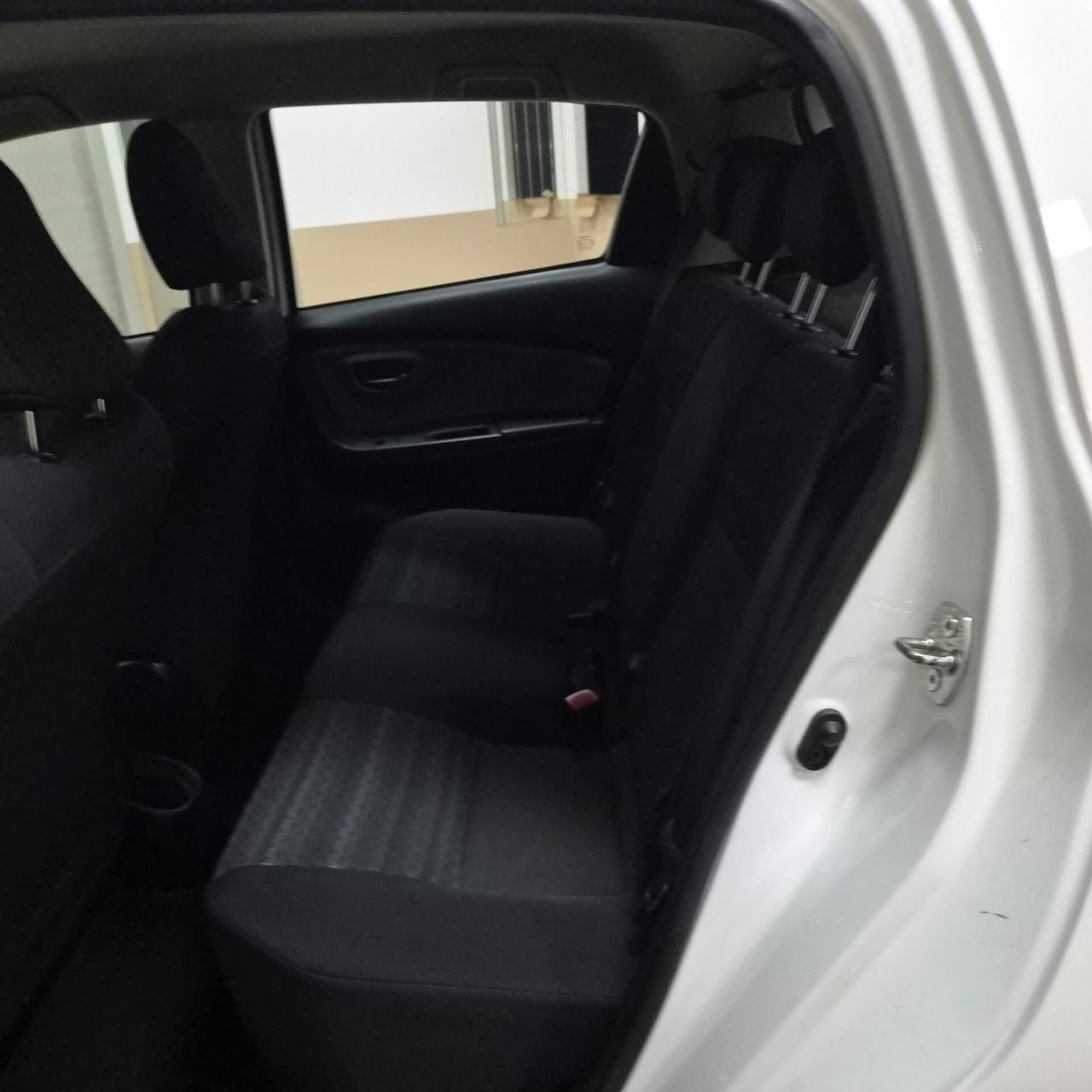 Toyota Yaris 1.0 5 porte Lounge