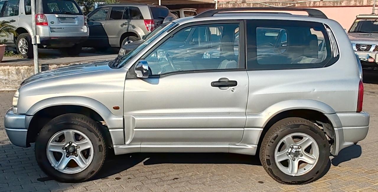Suzuki Grand Vitara 1.6i 16V cat 3 porte