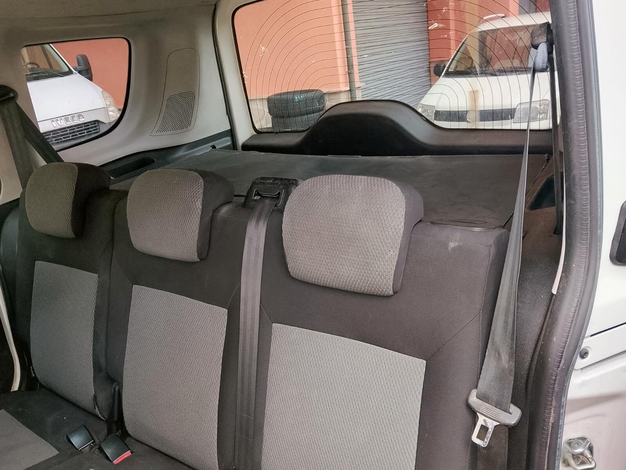 Fiat doblo' 1.6mjt 105cv autovettura 5posti