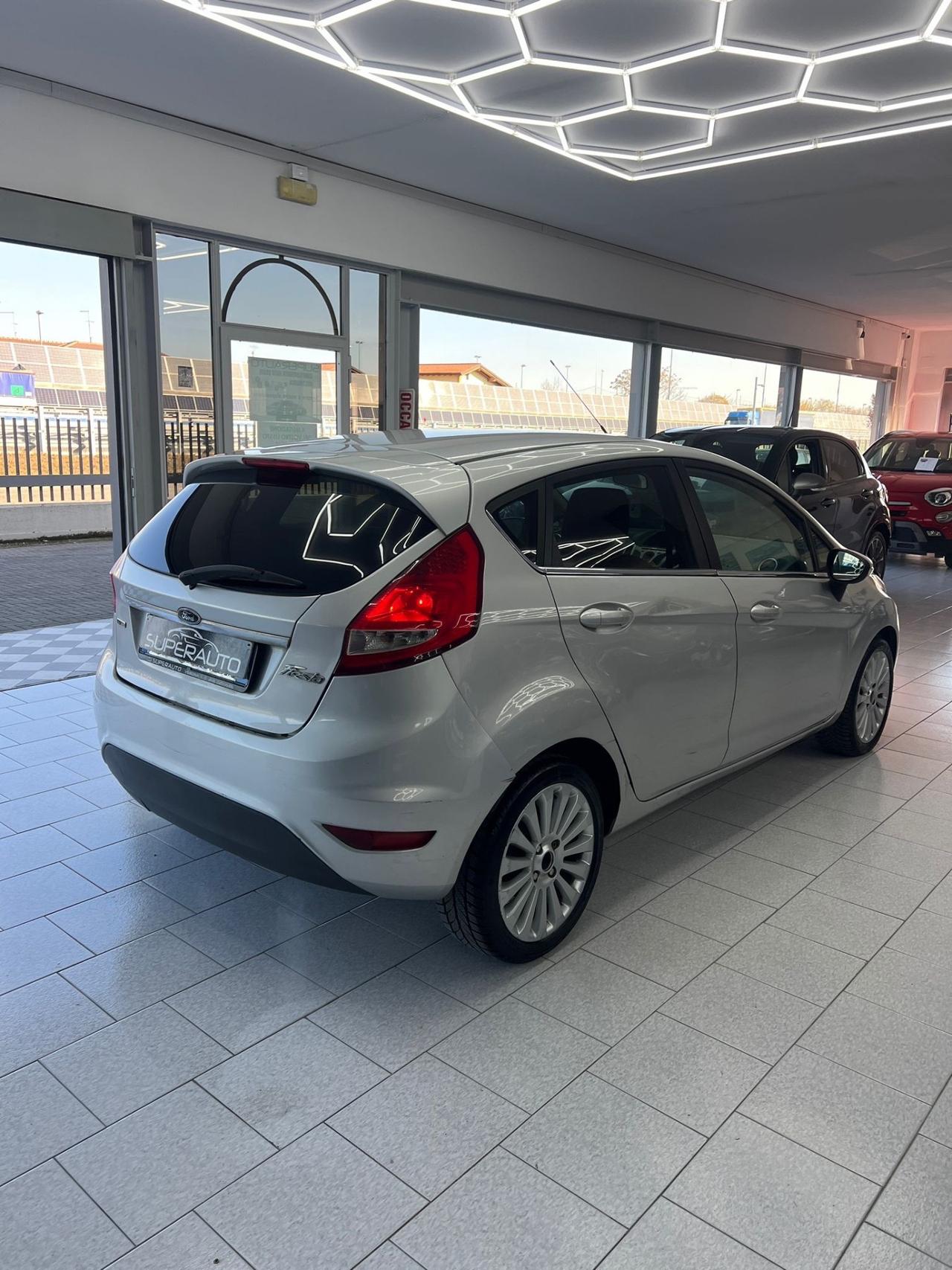 Ford Fiesta 1.4 TDCi 5p. Titanium