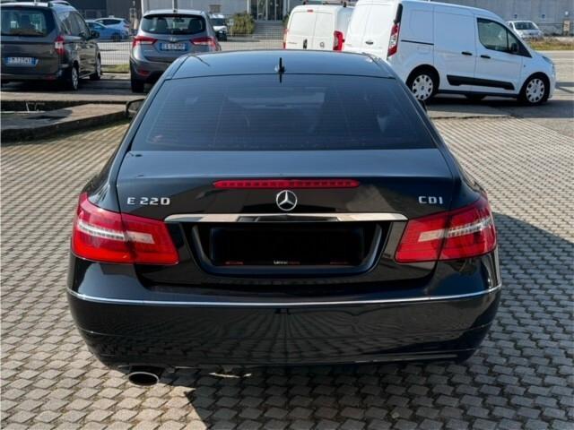 Mercedes-benz E 220 E 220 CDI Coupé BlueEFFICIENCY