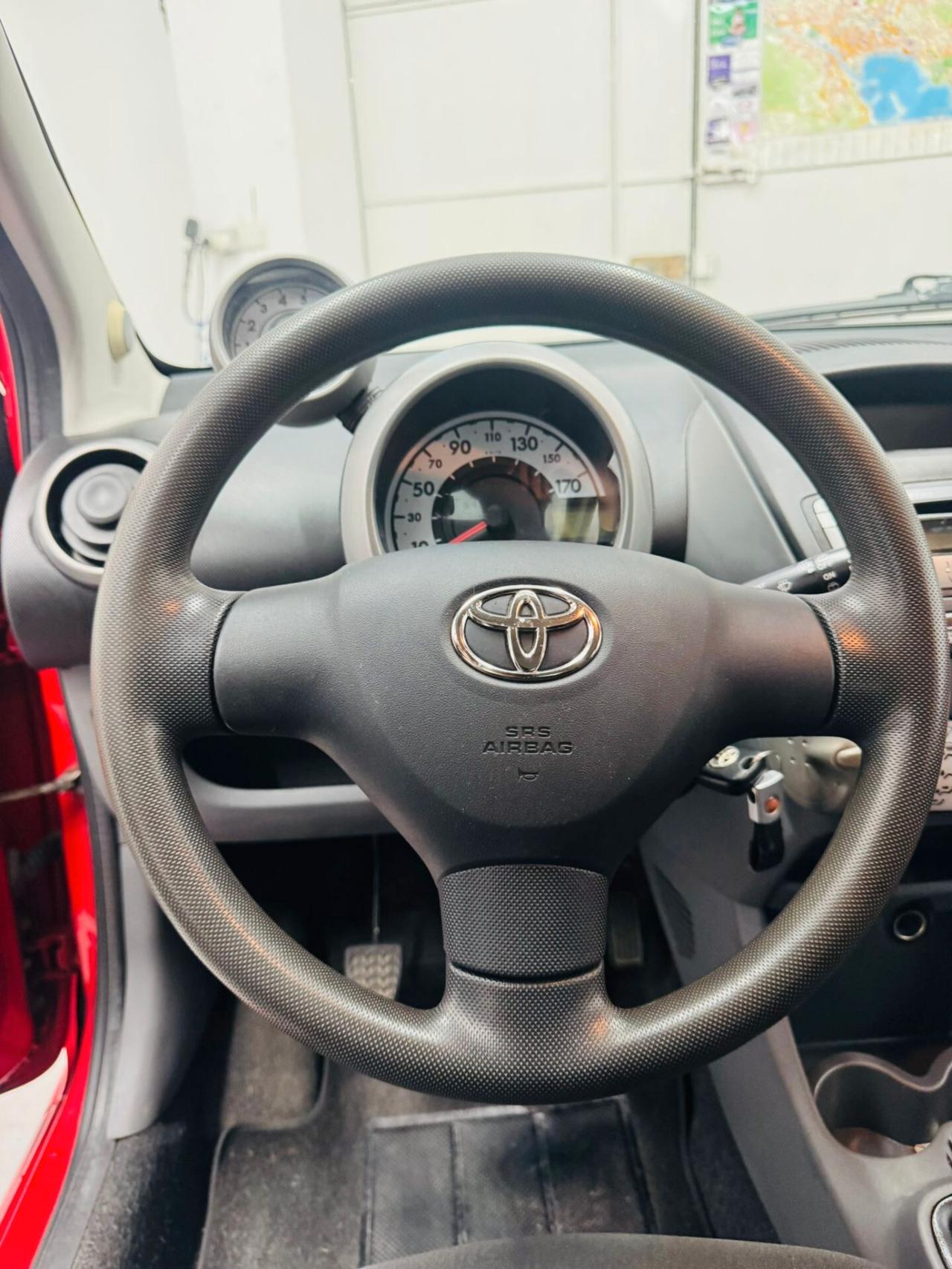 Toyota Aygo 1.0 12V VVT-i 5 porte Sol Red Edition