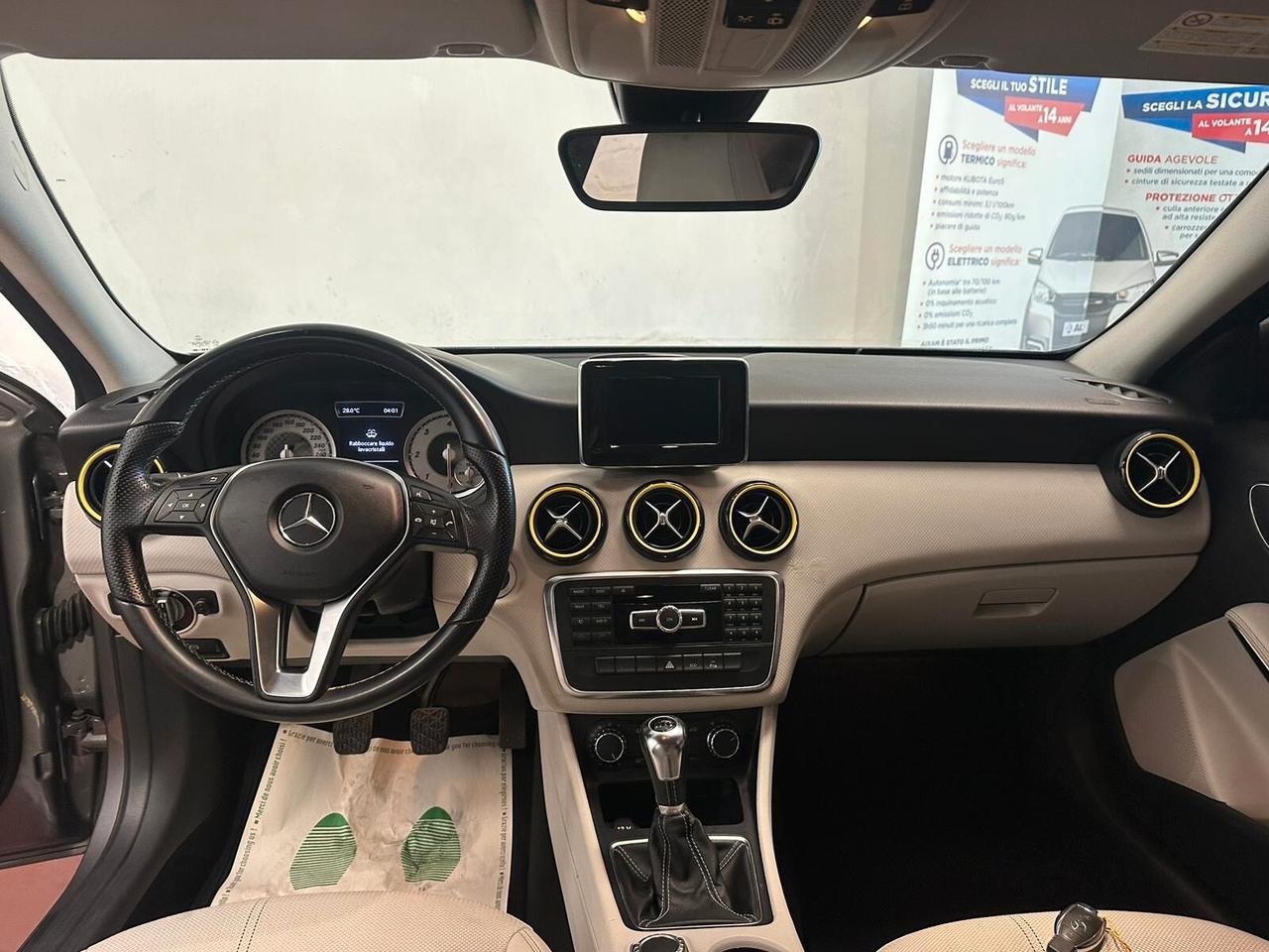 Mercedes-benz A 200 A 200 CDI BlueEFFICIENCY Premium