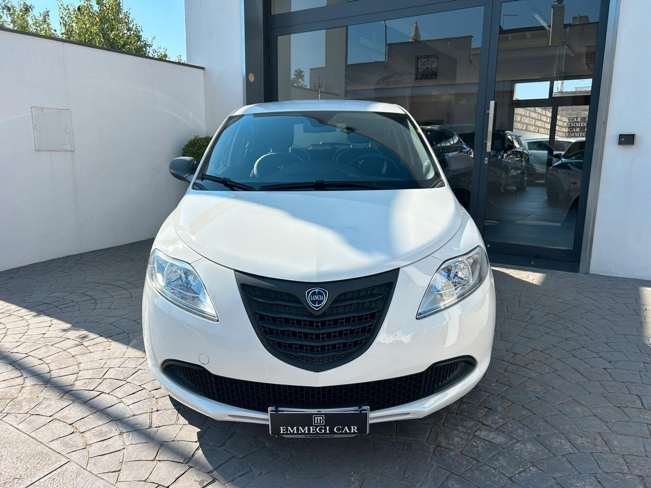 Lancia Ypsilon 1.2 51Kw ELEFANTINO Km104.000-2015