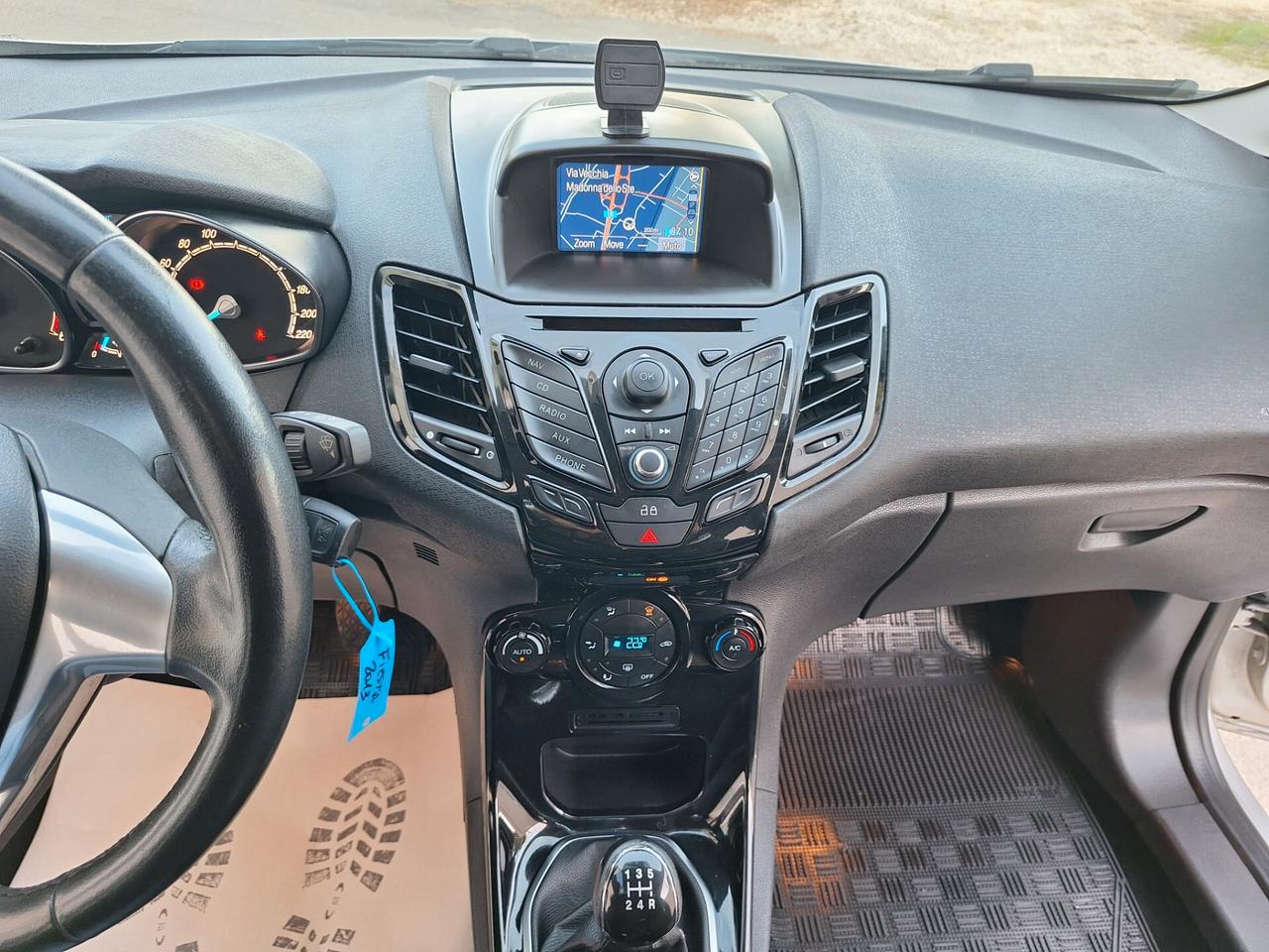 Ford Fiesta 1.5 TDCi 75CV 5 p NAVI Titanium