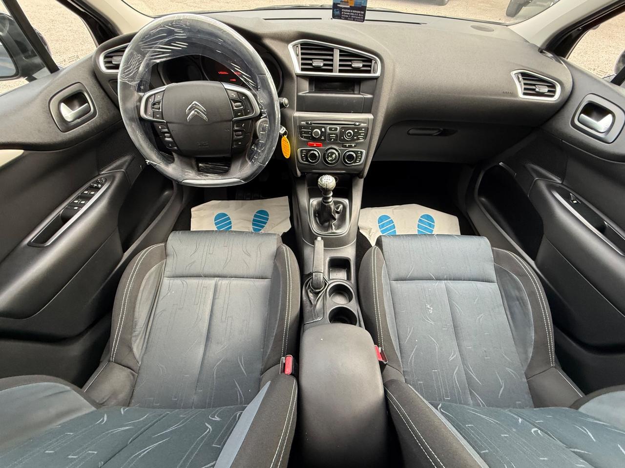 Citroen C4 1.6 HDi 110cv - Neopatentati