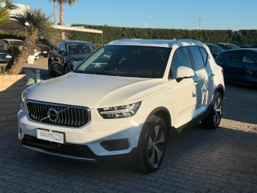 Volvo XC40 T4 Recharge Plug-in Hybrid auto Rech Inscrip Exp