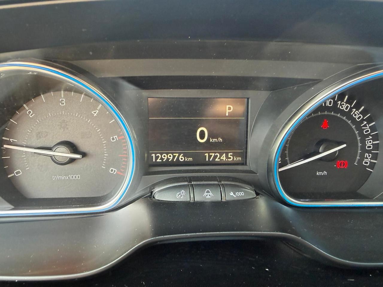 Peugeot 2008 1.5 BLUEHDI 120CV EAT6 S&S ALLURE 2018