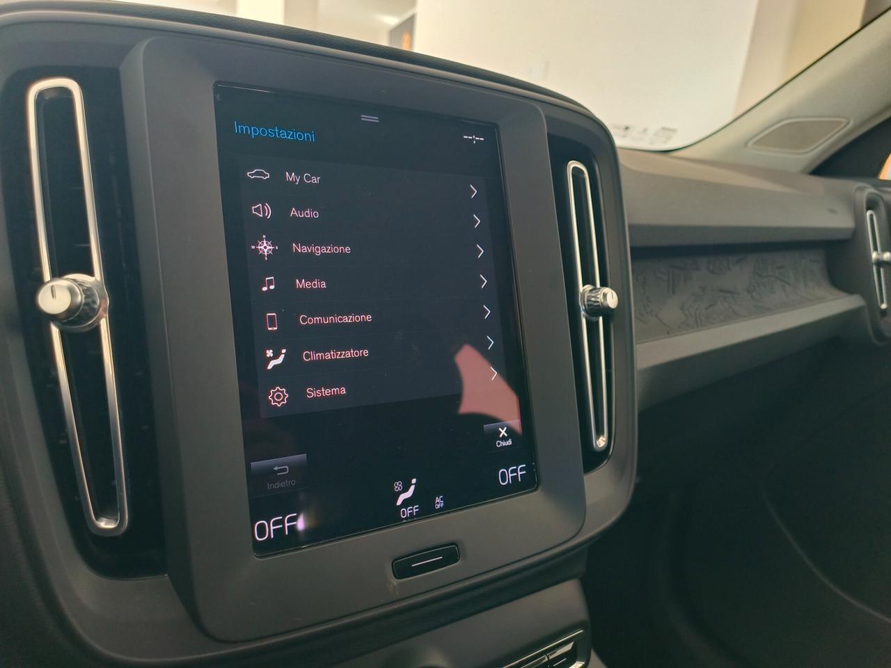 Volvo XC40 T3 Momentum Core