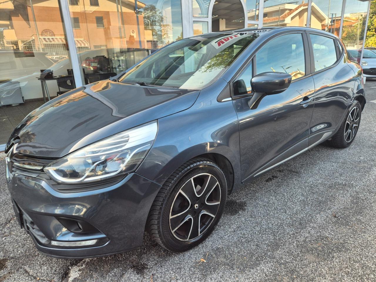 Renault Clio dCi 8V 75 CV 5 porte Duel2