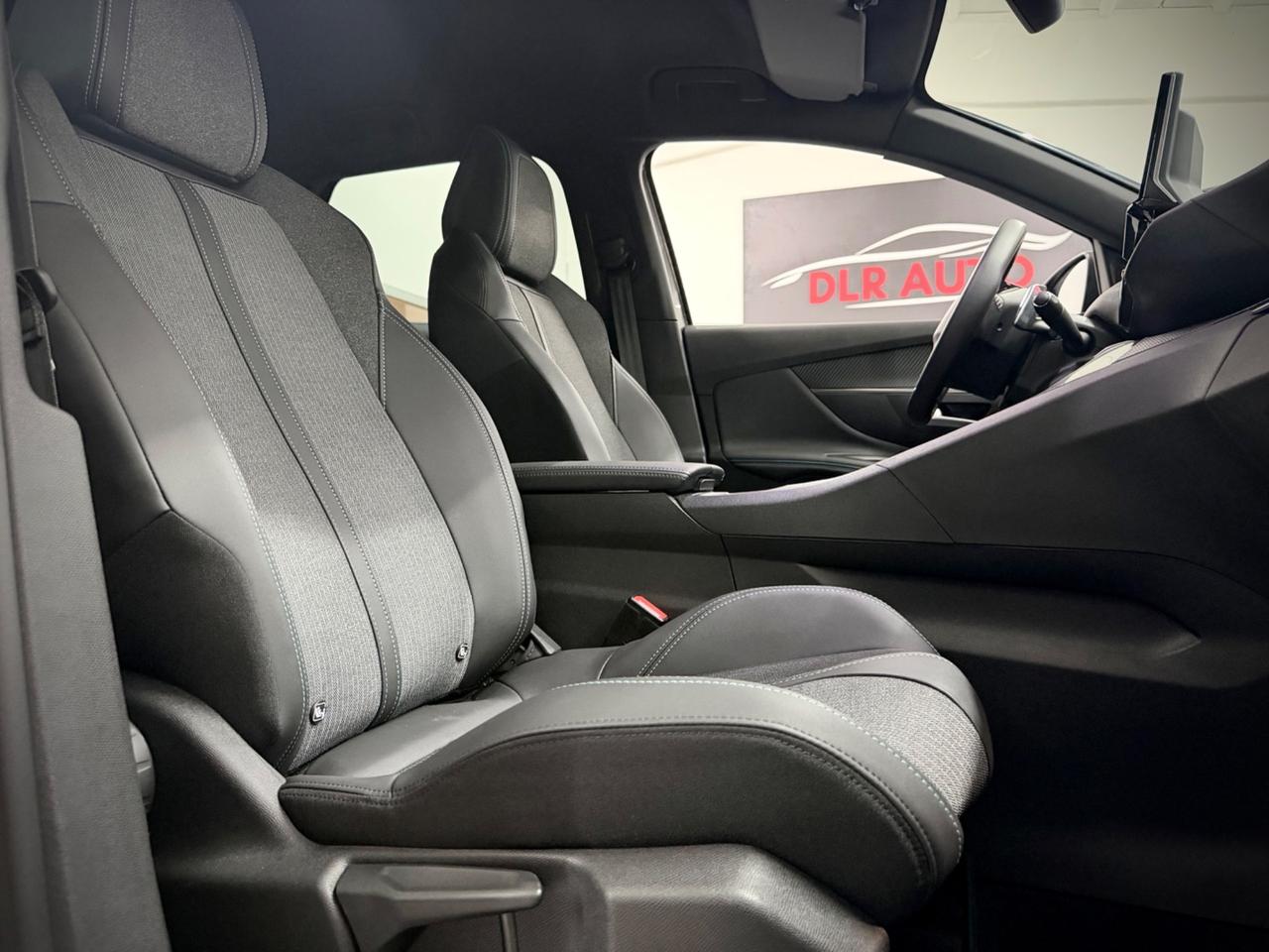 Peugeot 3008 1.5 BlueHDi EAT8 Allure Pack 130cv