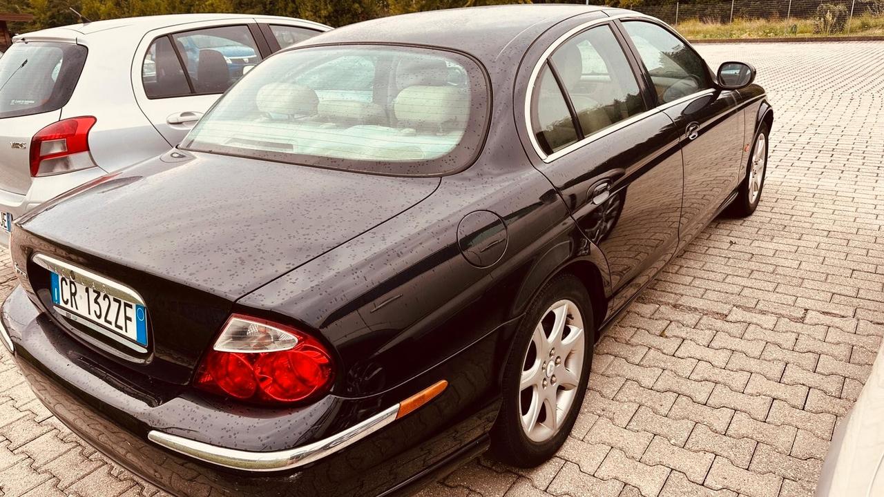 Jaguar S-Type (X202) 2.5 V6 24V cat Executive