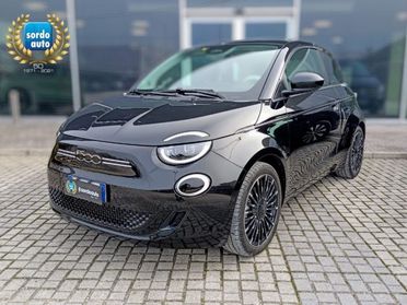 FIAT 500e La Prima