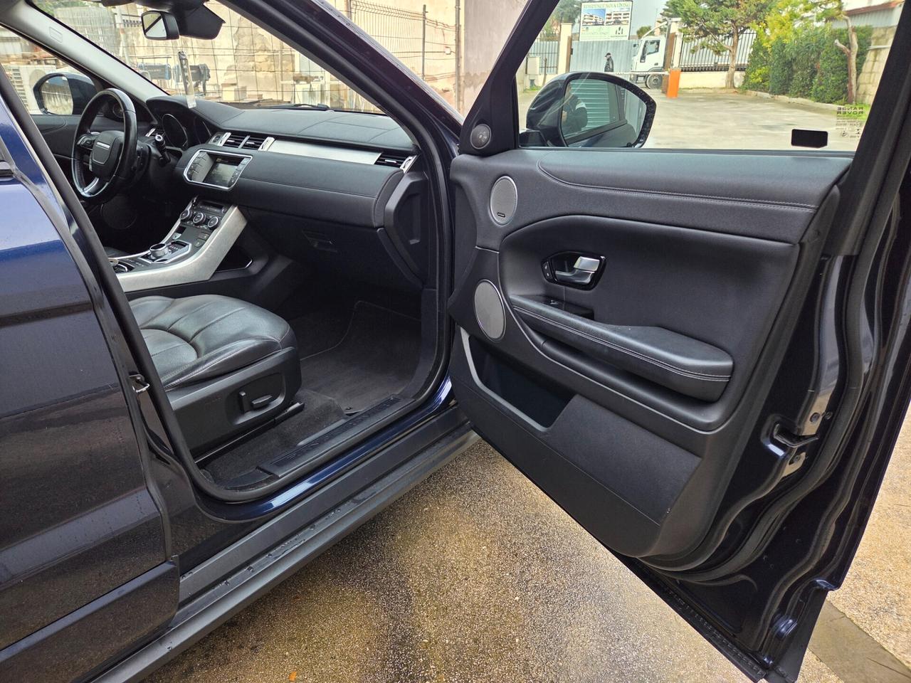 Land Rover Range Evoque 2.0 TD4 180 CV 5p. Autobiography