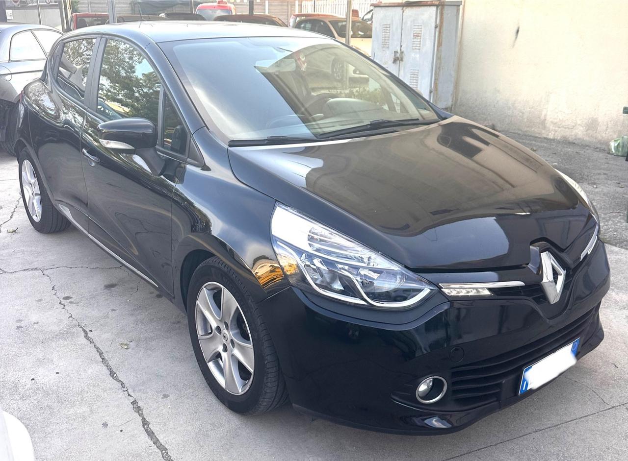 Renault Clio 1.2 Benz 75CV 5 porte Live NAVIG