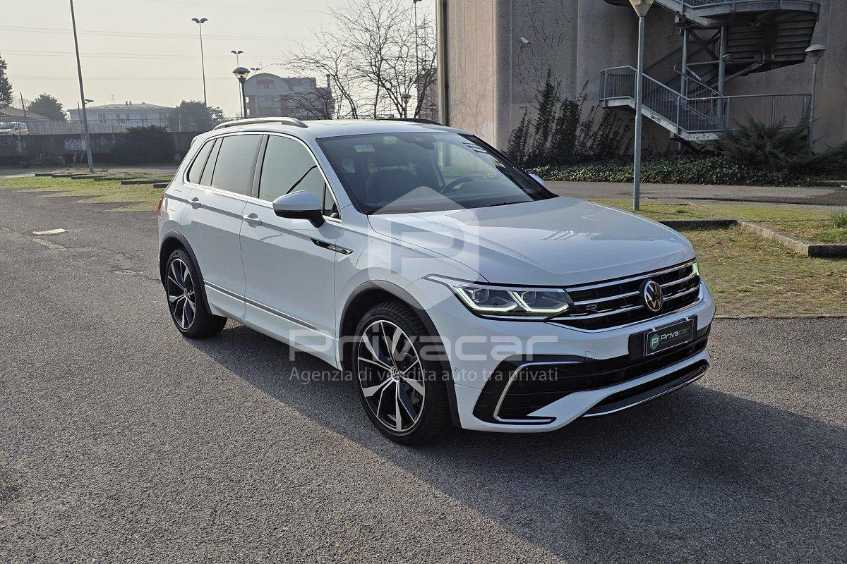 VOLKSWAGEN Tiguan 2.0 TDI 200 CV SCR DSG 4MOTION R-Line