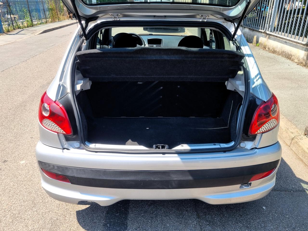 Peugeot 206 Plus 1.1 60CV 5p. Trendy