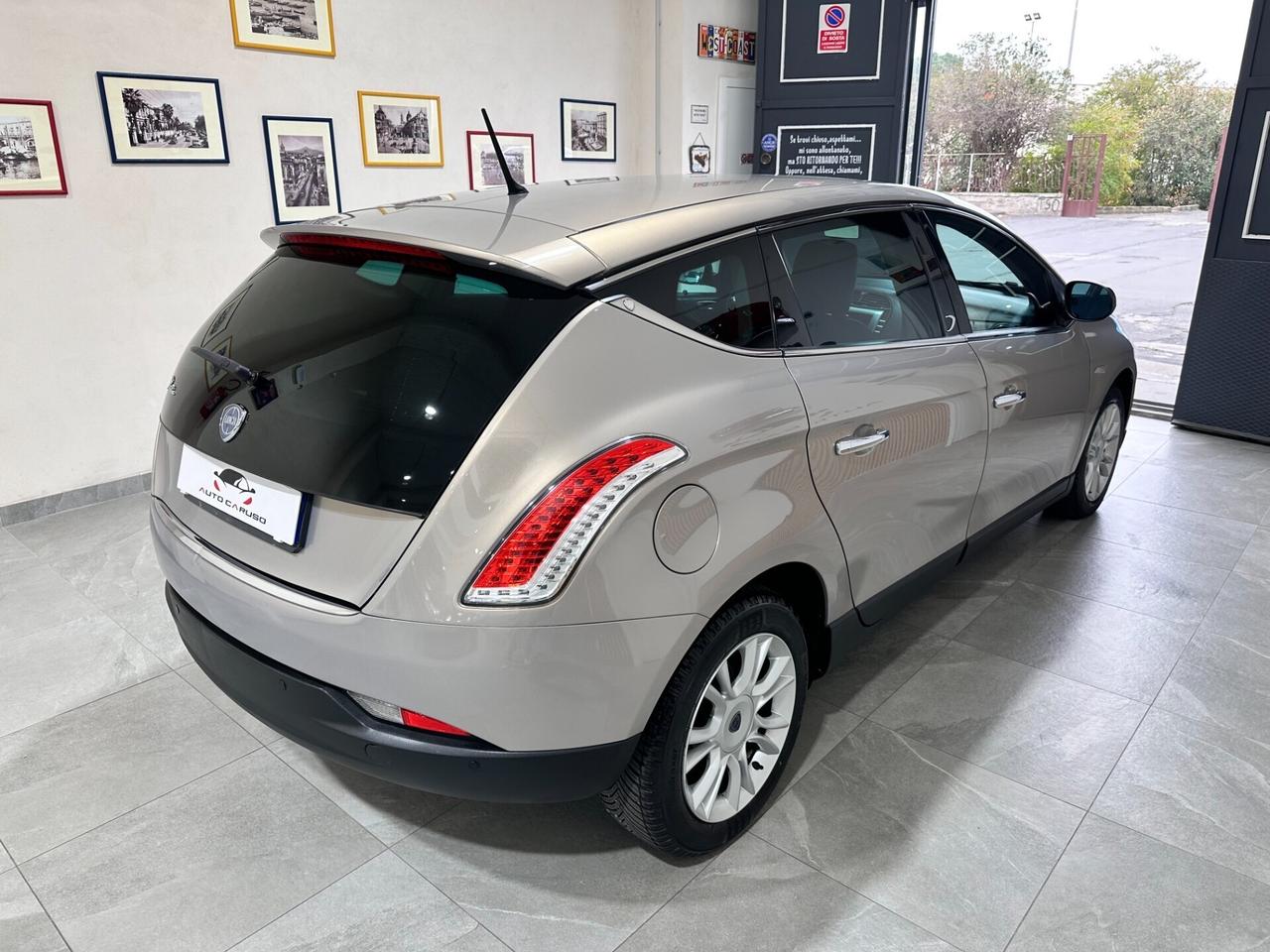 Lancia Delta 1.6 MJT 120cv - UNICO PROP - DA VETRI