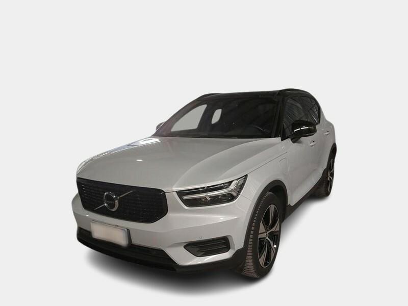 VOLVO XC40 T5 PLUG-IN HYBRID AUTO RECHARGE R-DESIGN SUV