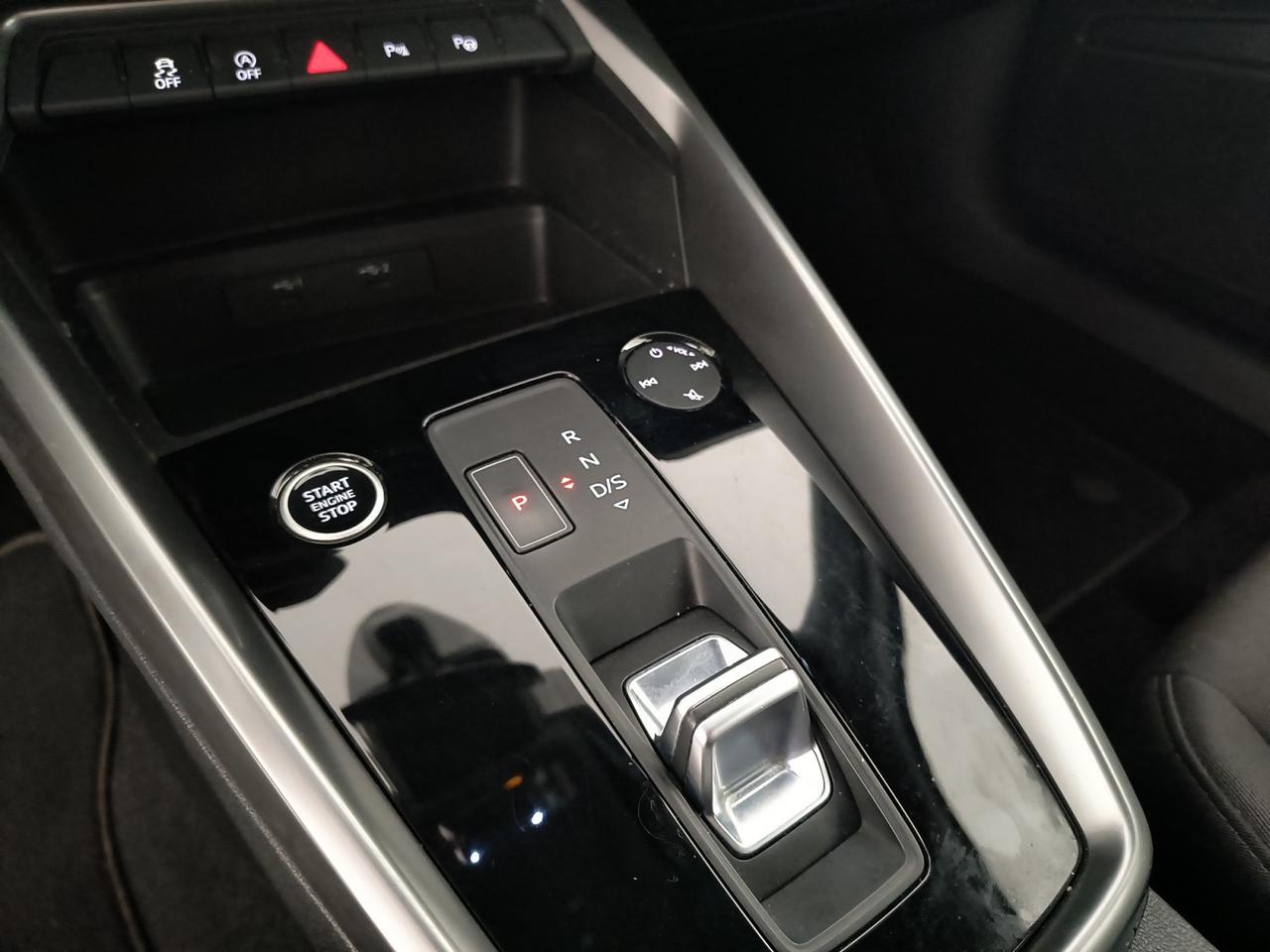AUDI A3 IV 2020 Sportback - A3 Sportback 30 2.0 tdi Business Advanced s-tronic