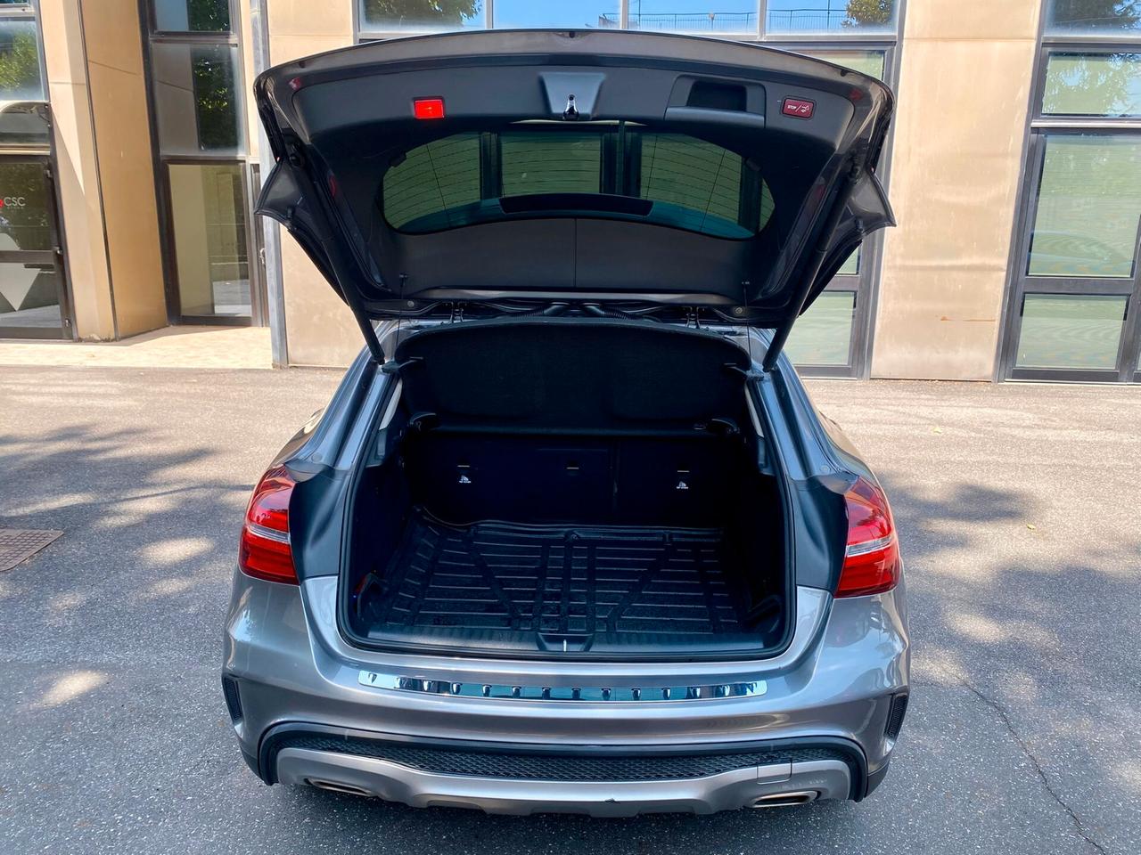 Mercedes-benz GLA 200 d Sport GARANZIA
