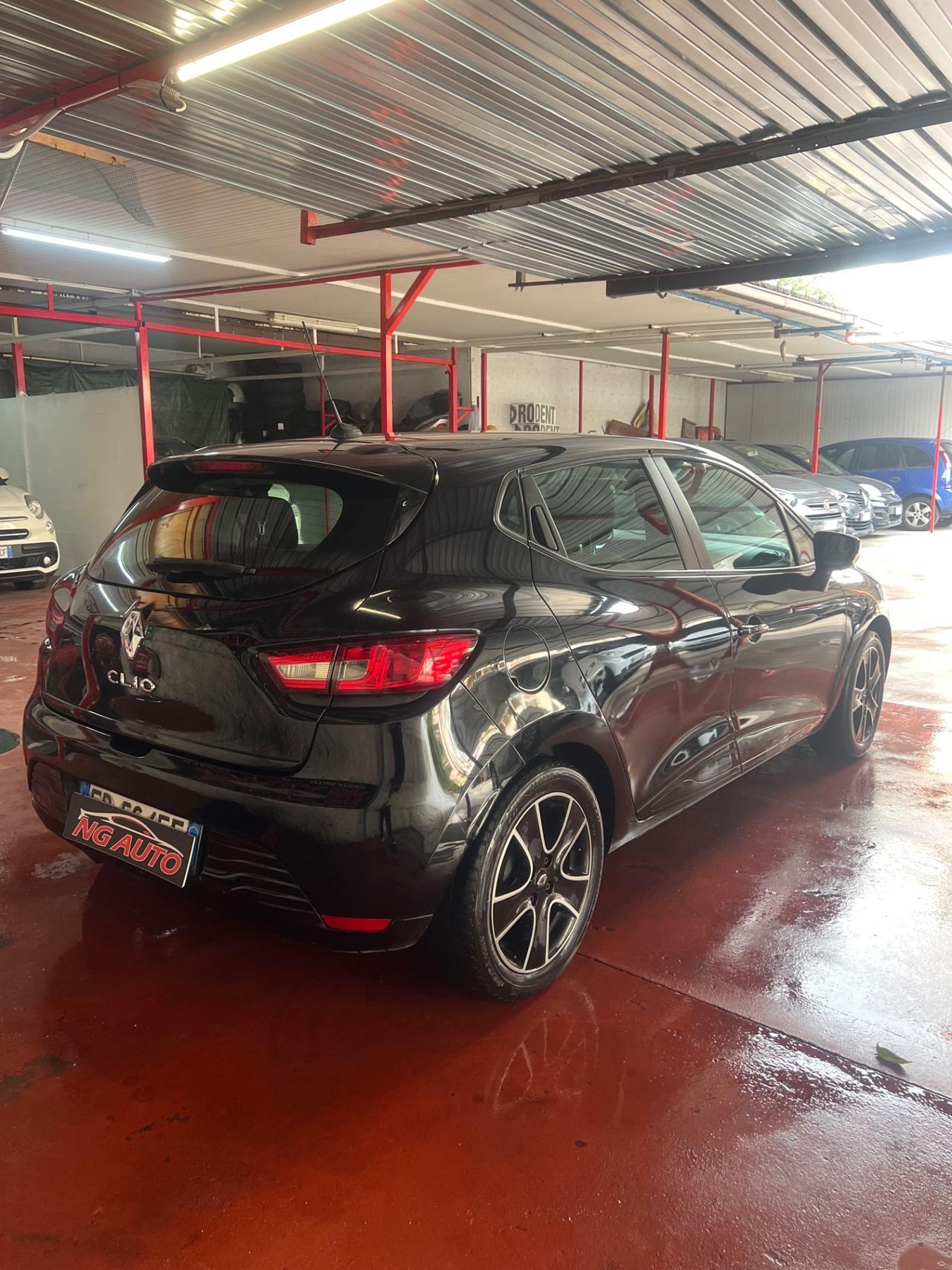 Renault Clio 1.2 75CV GPL 5 porte