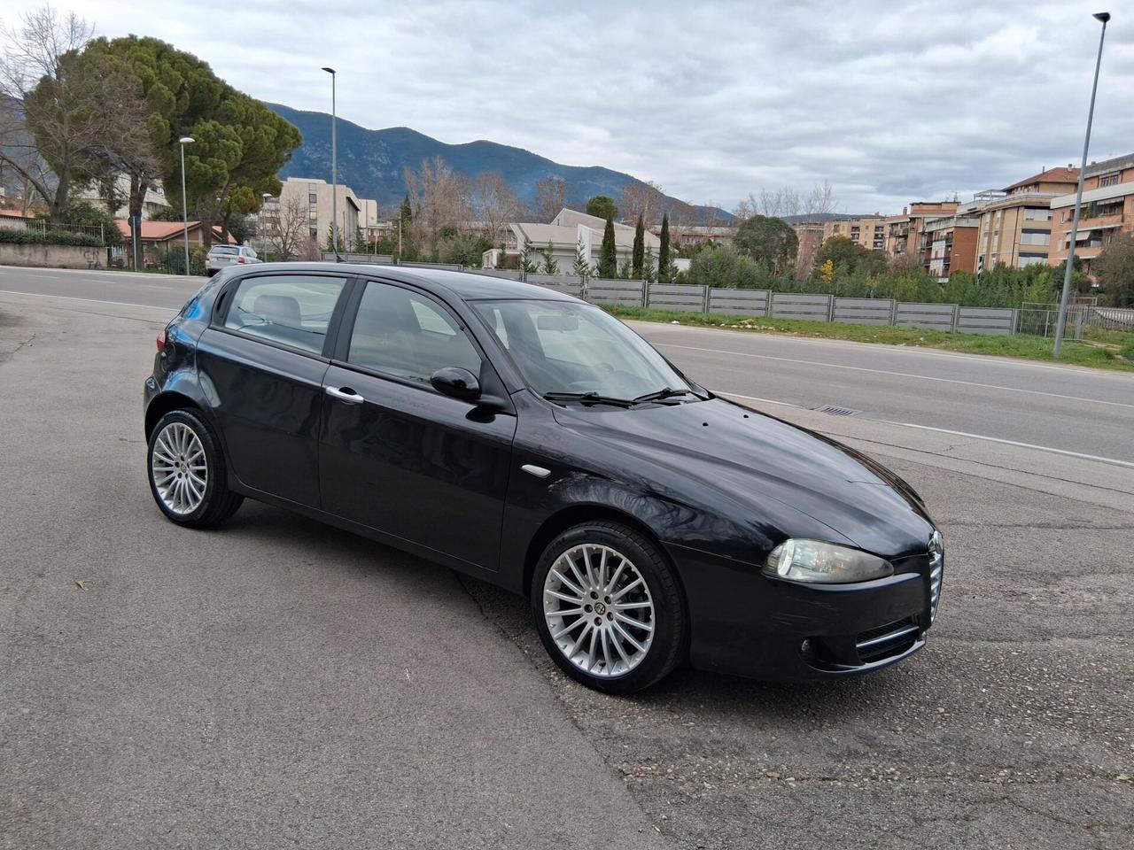 Alfa Romeo 147 1.9 JTD M-JET 16V 5 porte Exclusive