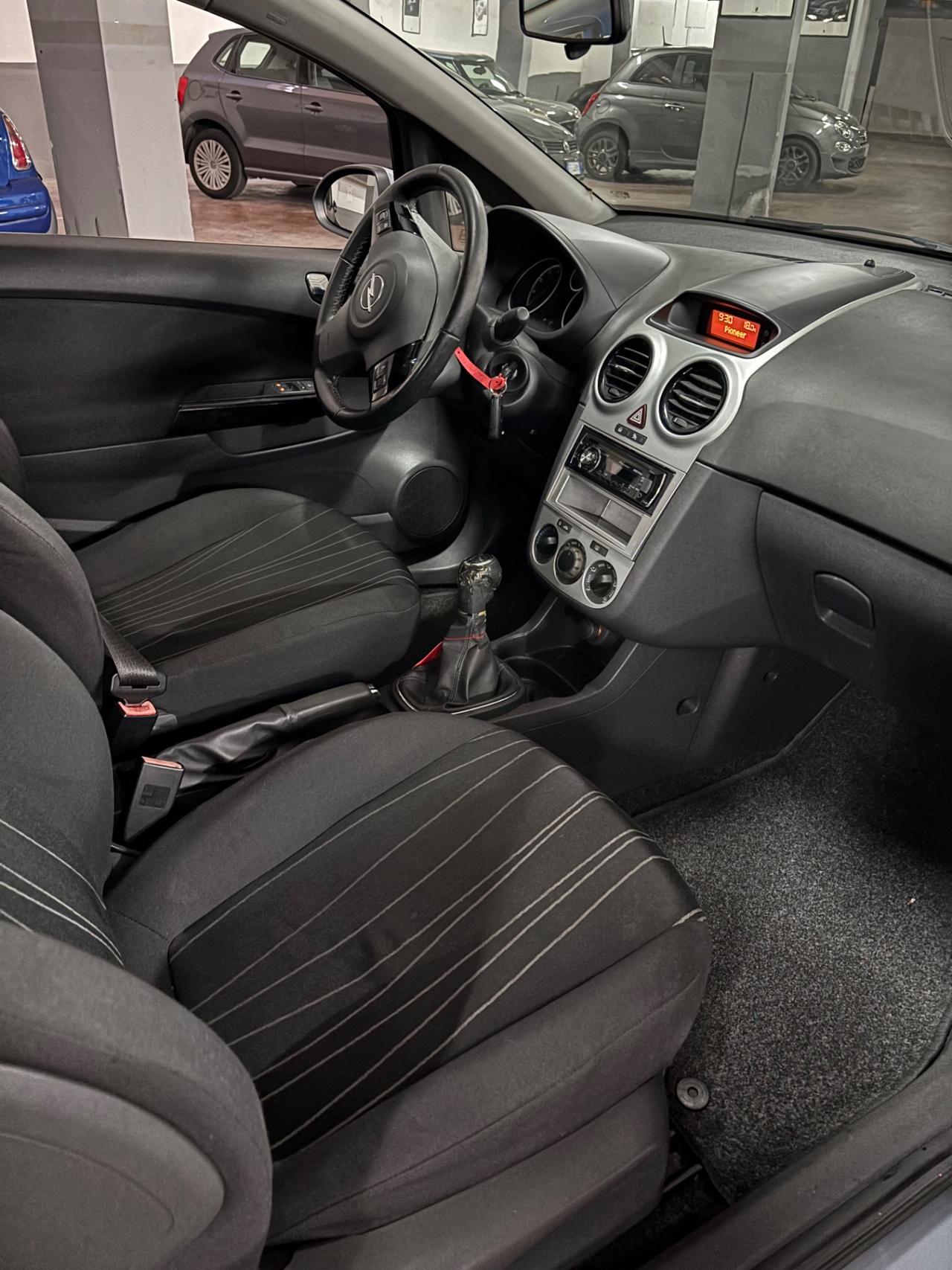 Opel Corsa 1.2 80CV 3 porte GPL-TECH Enjoy