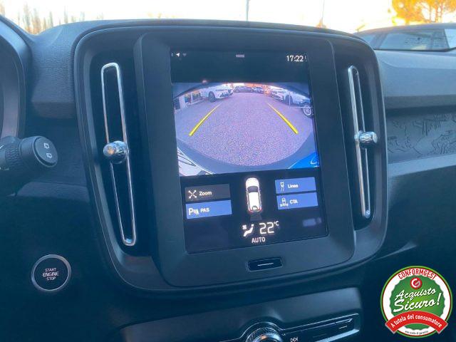 VOLVO XC40 T2 Geartronic Momentum Pro Automatico