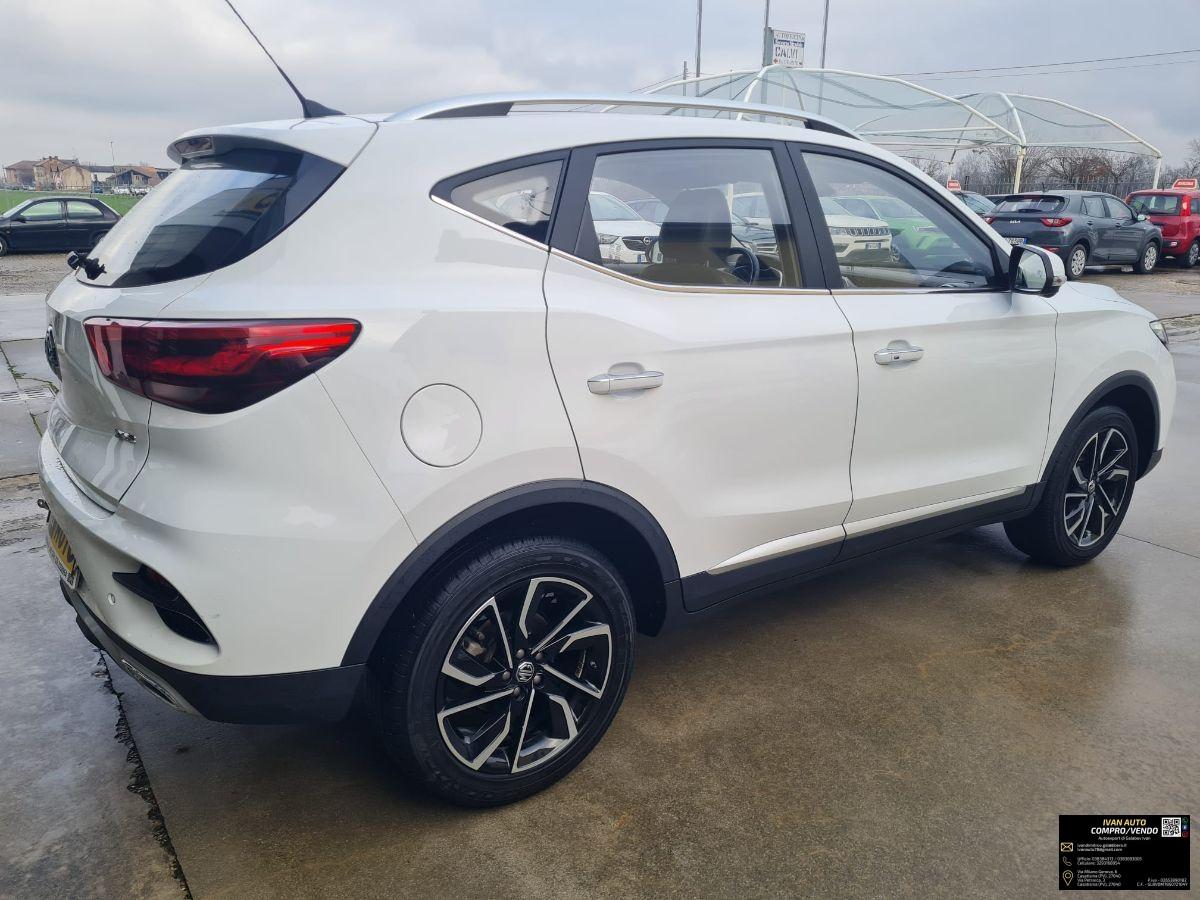 MG ZS Luxury Benzina-45.000 Km - Anno 2023