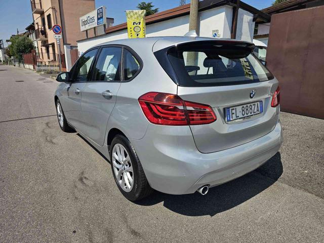 BMW 218 i Active Tourer Luxury