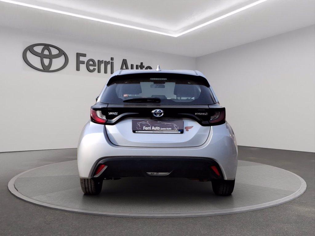 TOYOTA Yaris 1.5h active del 2020