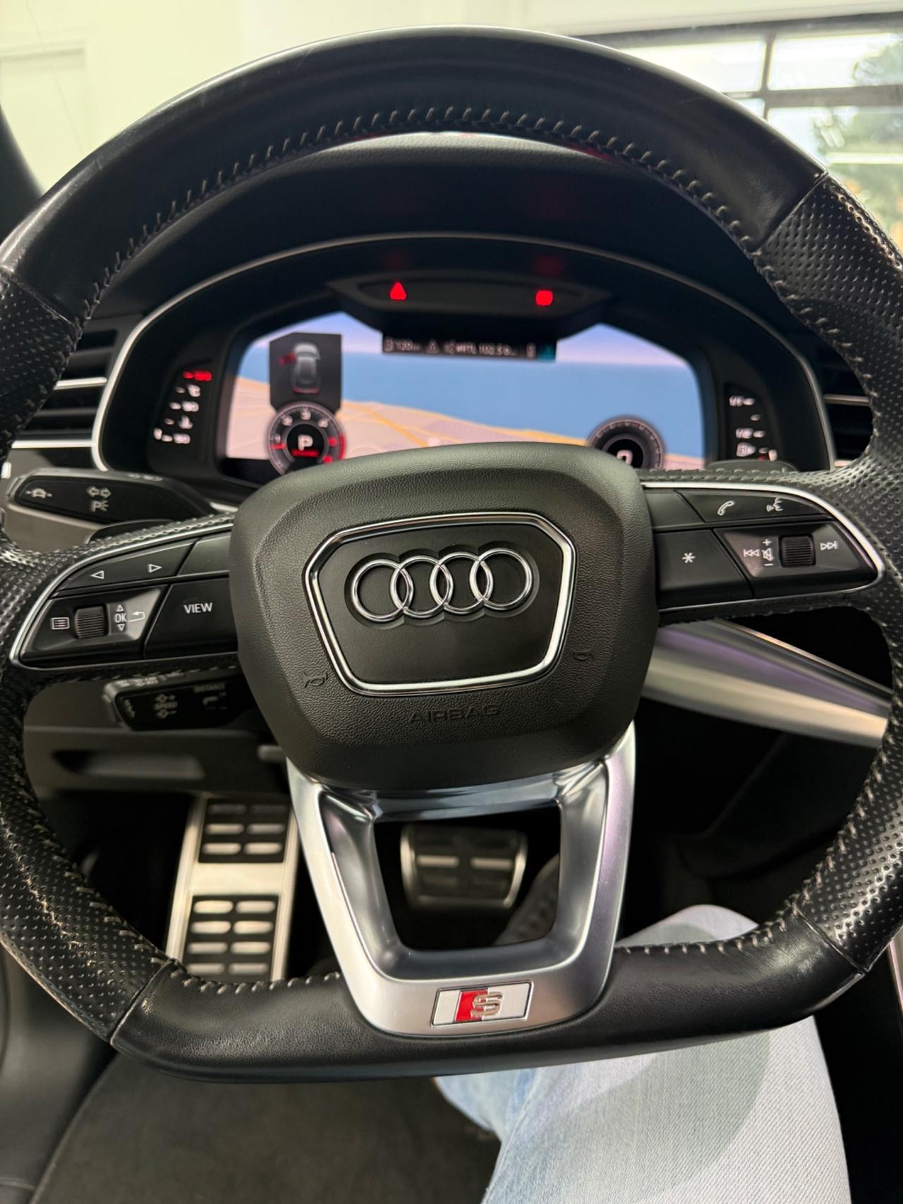 Audi Q8 45 TDI quattro tiptronic Sport