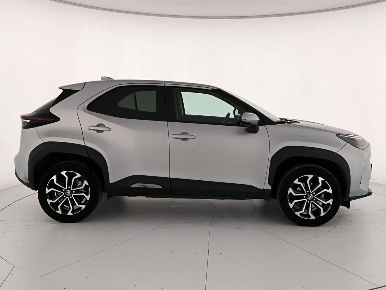 Toyota yaris cross 1.5h trend fwd 116cv e-cvt