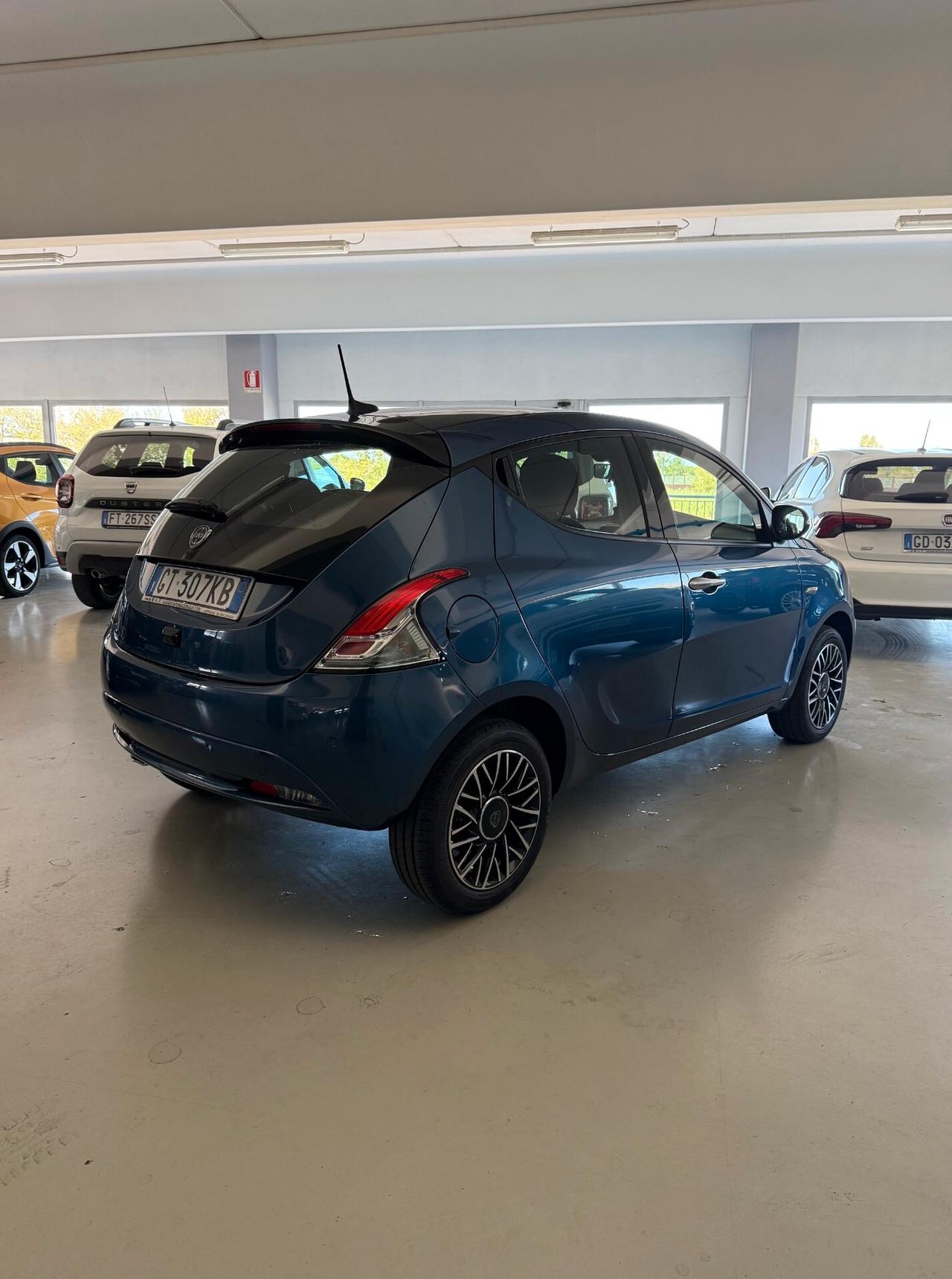 Lancia Ypsilon 1.2 69 CV 5 porte GPL Ecochic