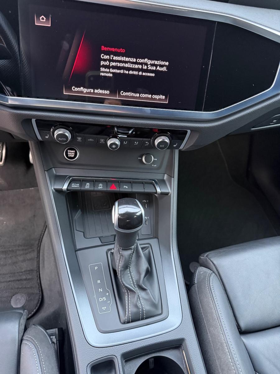 AUDI - Q3 Sportback - Q3 SPB 35 TDI S tronic S line edition