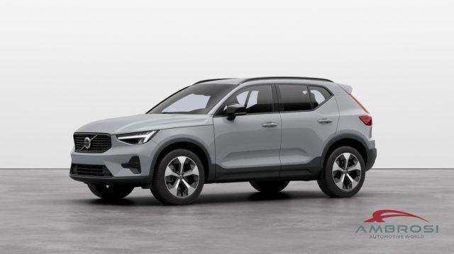 VOLVO XC40 B3 Mild hybrid Benzina Plus Dark