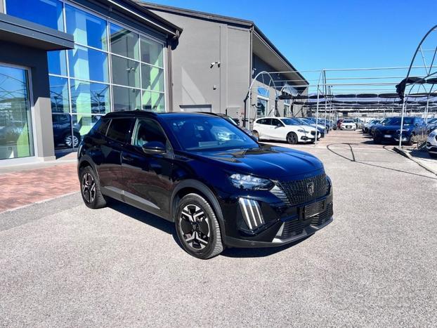 PEUGEOT 2008 PureTech 130 S&S EAT8 GT