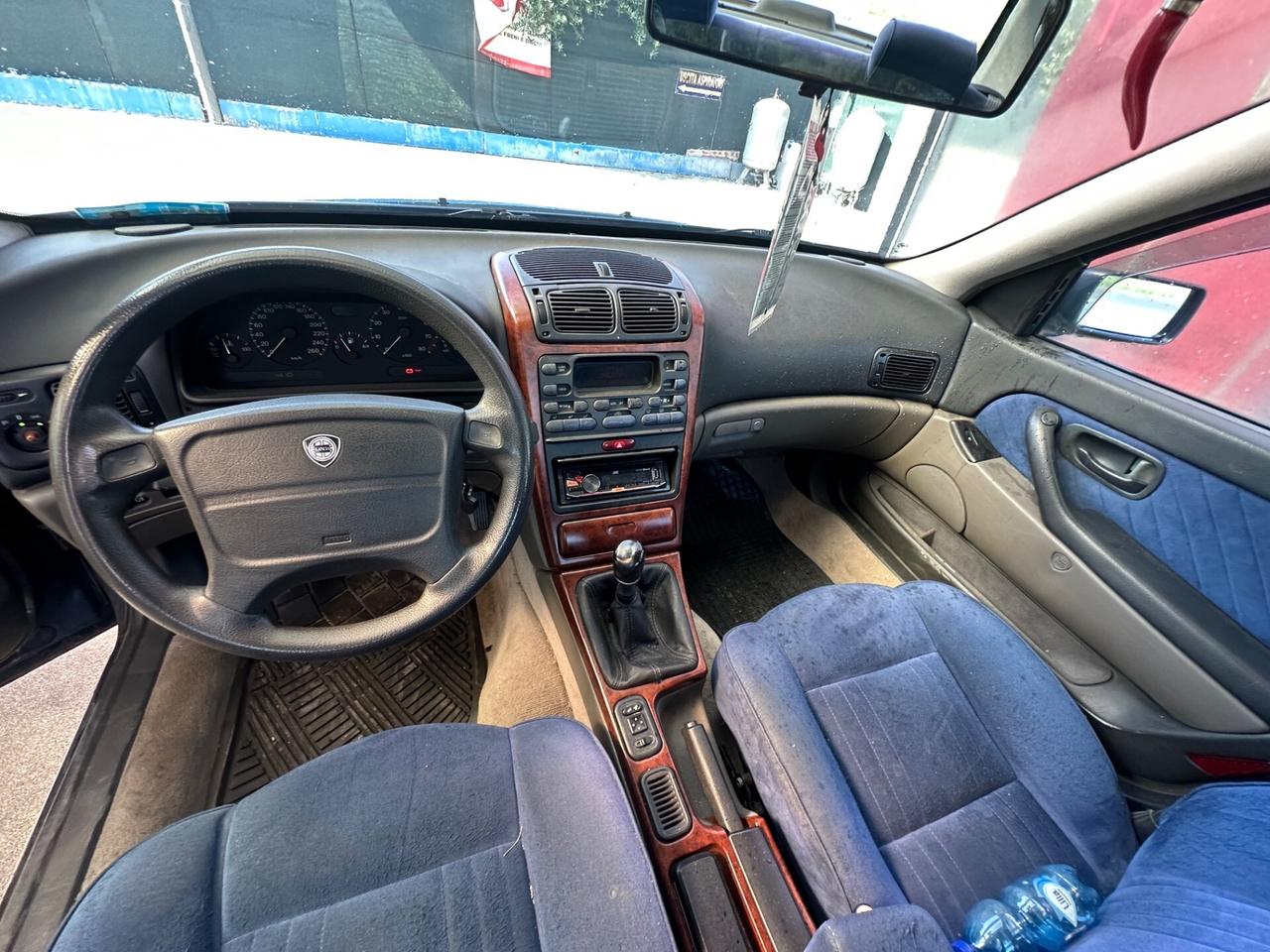 Lancia K 2.0i 20V cat Comfort Drive LE 1995 GPL