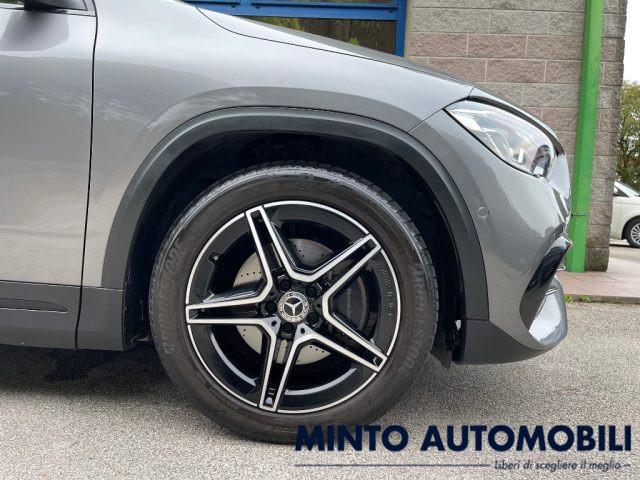 MERCEDES-BENZ GLA 180 D PREMIUM CERCHI 19" UNIPROPRIETARIO TELECAM POST.